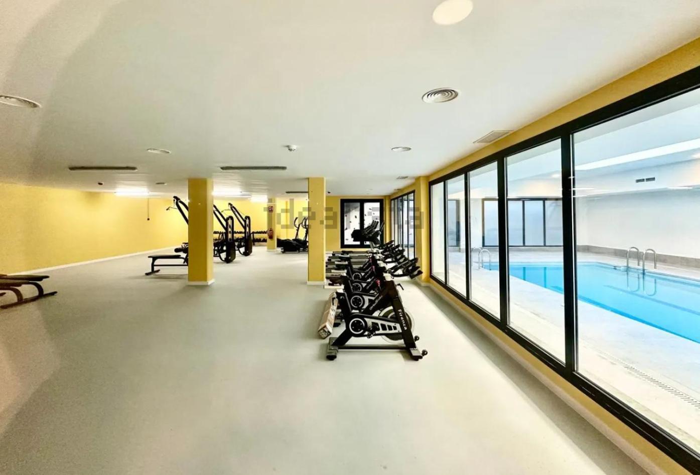 Estudios Homer Y Disney Con Piscina Climatizada, Piscina Exterior,Gimnasio, Coworking, Padel,Netflix Y Wifi Gratis San Sebastián de los Reyes Exteriör bild